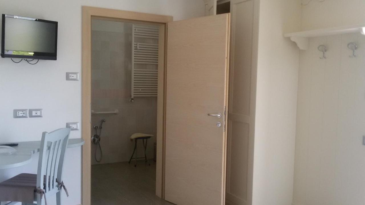 Affittacamere Rubino Guest House 庞特内阿尔比 外观 照片